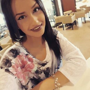 Model - NatalieBrook 8