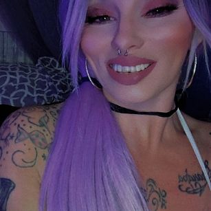 Model - Betty Blaze bigtits