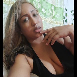 Model - Lorensrosse BigBooty