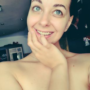 Model - Lisa blowjob