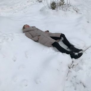 Model - Ashley Blonde