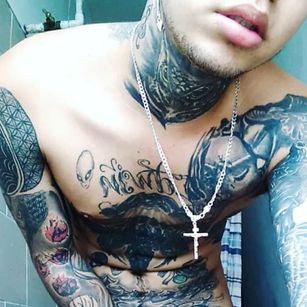 Model - alexander tatto milk