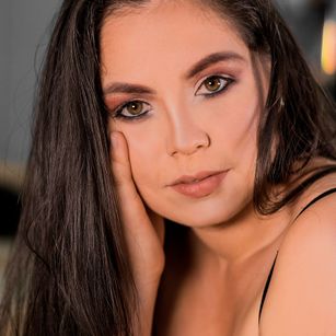 Model - Natasha curvy