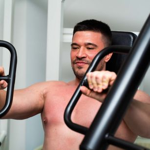 Model - HankOrton kinky