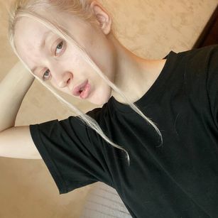 Model - bella_mour lingerie