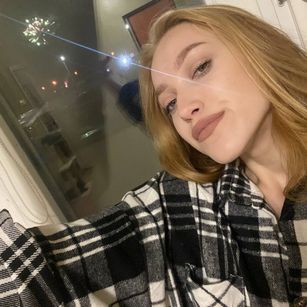 Model - bella_mour redhair