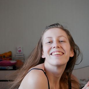 Model - Julie_Magnetic fetish