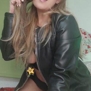 Model - anna sweet bigboobs