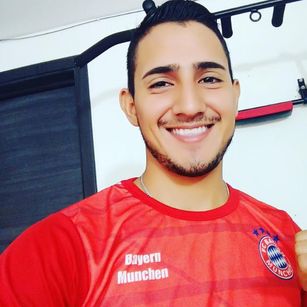 Model - Kevinstar_red cumshow