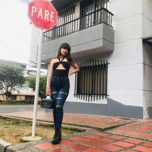 Model - Emily_Hot_ domination