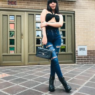 Model - Emily_Hot_ young