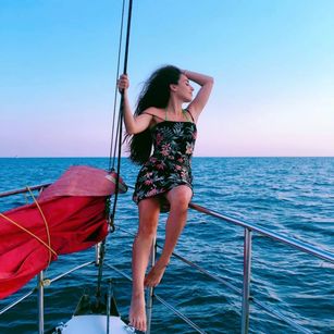 Model - Michelle Shiny pretty