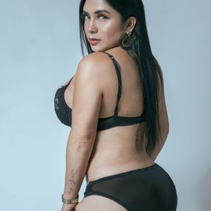 Model - Madison Jonas Hot