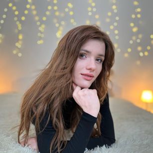 Model - Kira Foxxx smalltits