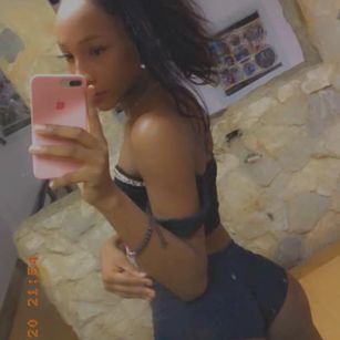 Model - Dayana Villareal ass