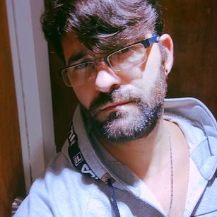 Model - Dickson bigballs