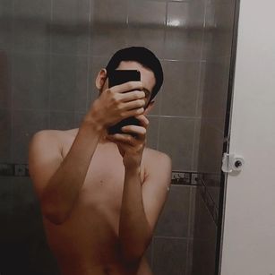 Model - John Martin slim