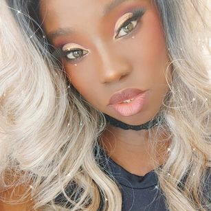 Model - ChelsyCour latina