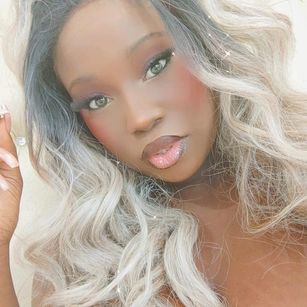 Model - ChelsyCour bigtits