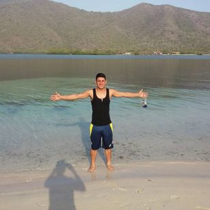 Model - Kevinstar_red male