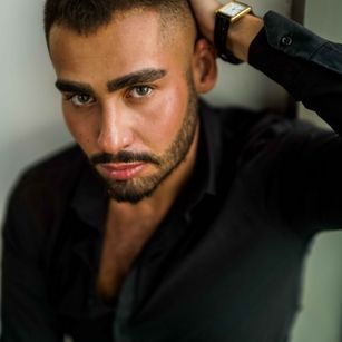 Model - MaxReid naughty