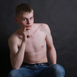 Model - DavidAplone anal