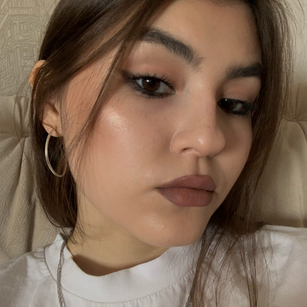 Model - XXXKitten lips