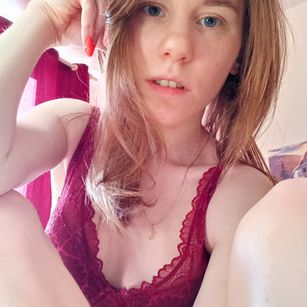 Model - LianaMiller smalltits