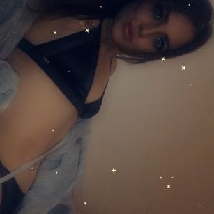 Model - Skylar-x wetpussy