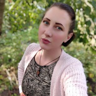 Model - CrownCarol roleplay