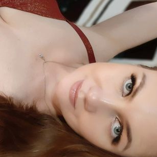 Model - SweetEmmilyXXX playwithtoy