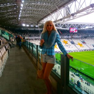 Model - VITAASS pussy