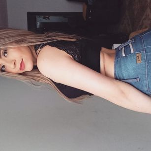 Model - sophie_swan bigboobs