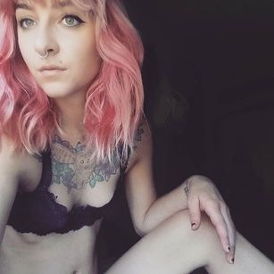 Model - Rose Quartz 1