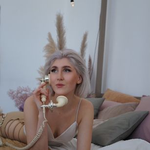 Model - Daniella skinny