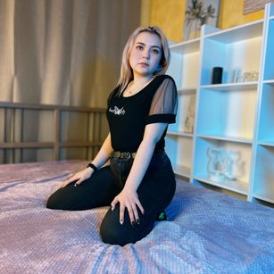 Model - Yuna smalltits