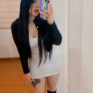 Model - aryana dasha hairy