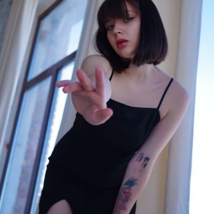 Model - Adele smalltits