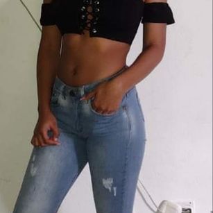 Model - Tessa___ pussy