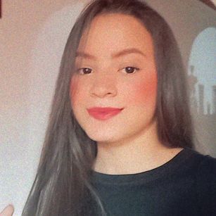 Model - Valeria Mendez teen