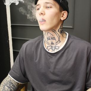 Model - NickolasRoss bigcock