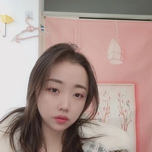 Model - yangyang asia