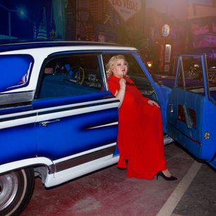 Model - Florissia bigtits