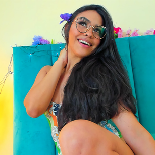 Model - Tasha Ray latina