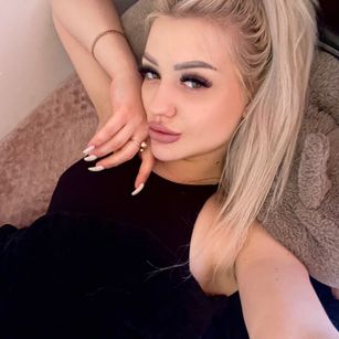 Model - Anastasiya legs