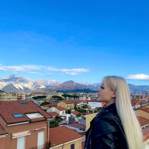 Model - Anastasiya twerk