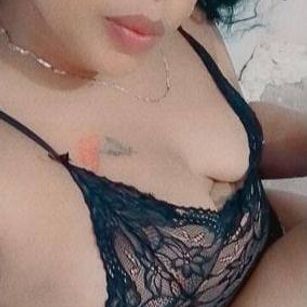 Model - Lucia Star dirty