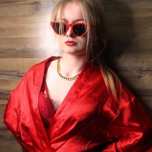 Model - Britney Blush love