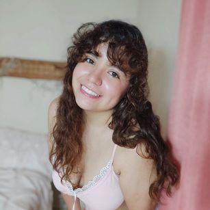 Model - Pinky pie naked