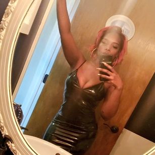 Model - Thee Natural Fantasie Funny